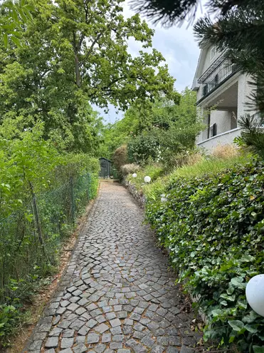 11 Zimmer Haus mit 260 m² in Regensburg – Bild 12