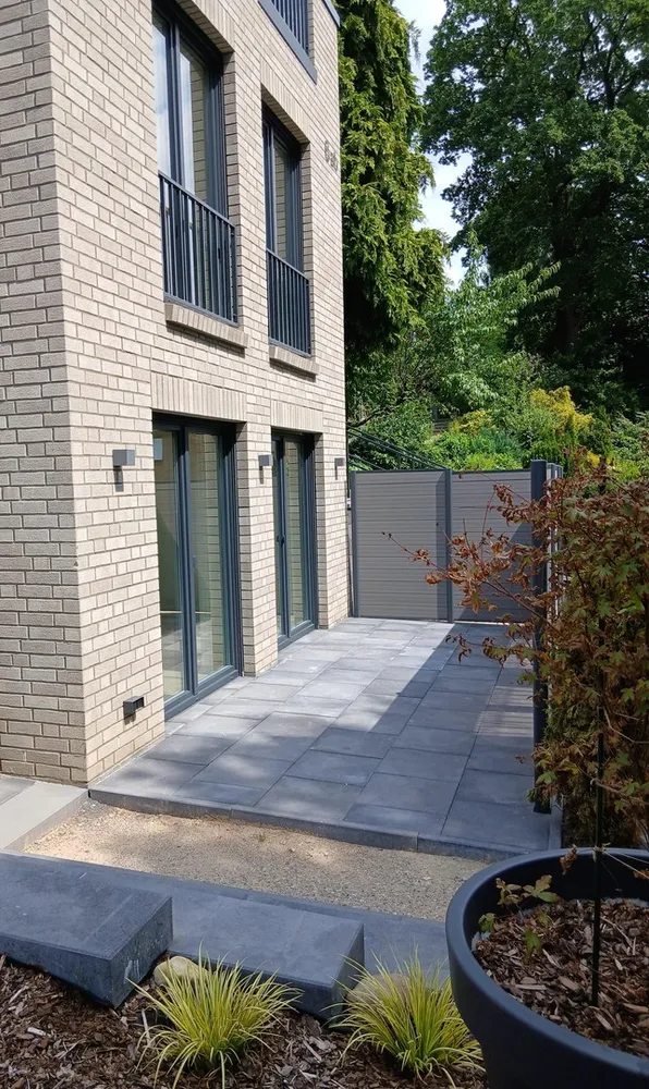 2 Zimmer Wohnung mit 74 m² in Hamburg – Bild 1