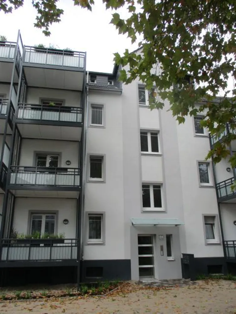 2 Zimmer Wohnung mit 66 m² in Essen – Bild 4