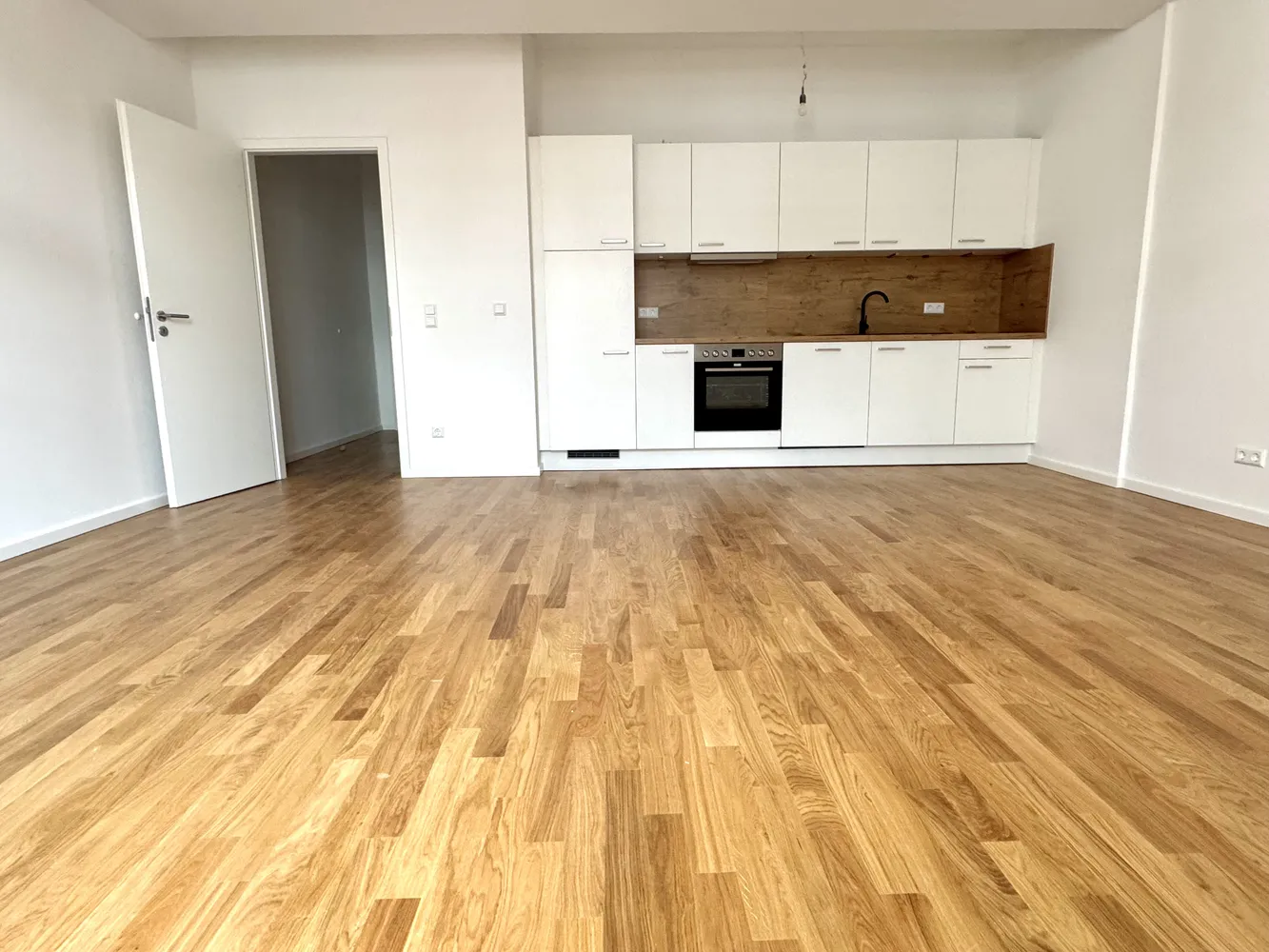 2 Zimmer Wohnung mit 59 m² in Halle (Saale) – Bild 3