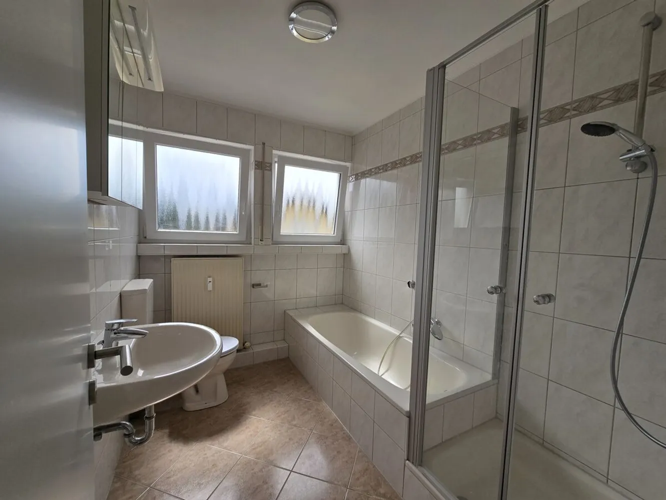 3 Zimmer Wohnung mit 103 m² in Wiesbaden – Bild 4