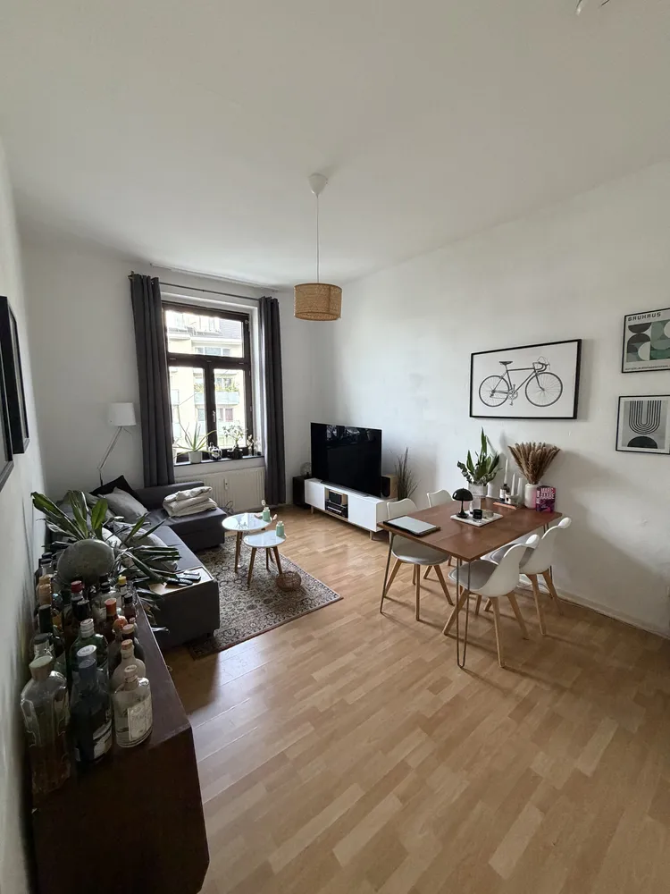 2 Zimmer Wohnung mit 56 m² in Düsseldorf – Bild 1