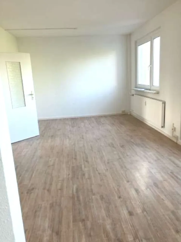 6 Zimmer Wohnung mit 114 m² in Halle (Saale) – Bild 7