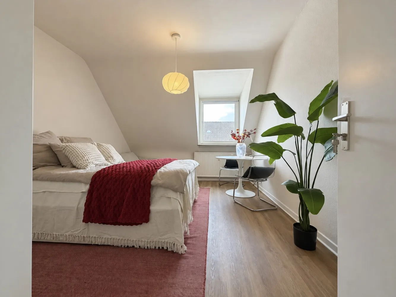 1 Zimmer Wohnung mit 25 m² in Köln – Bild 2