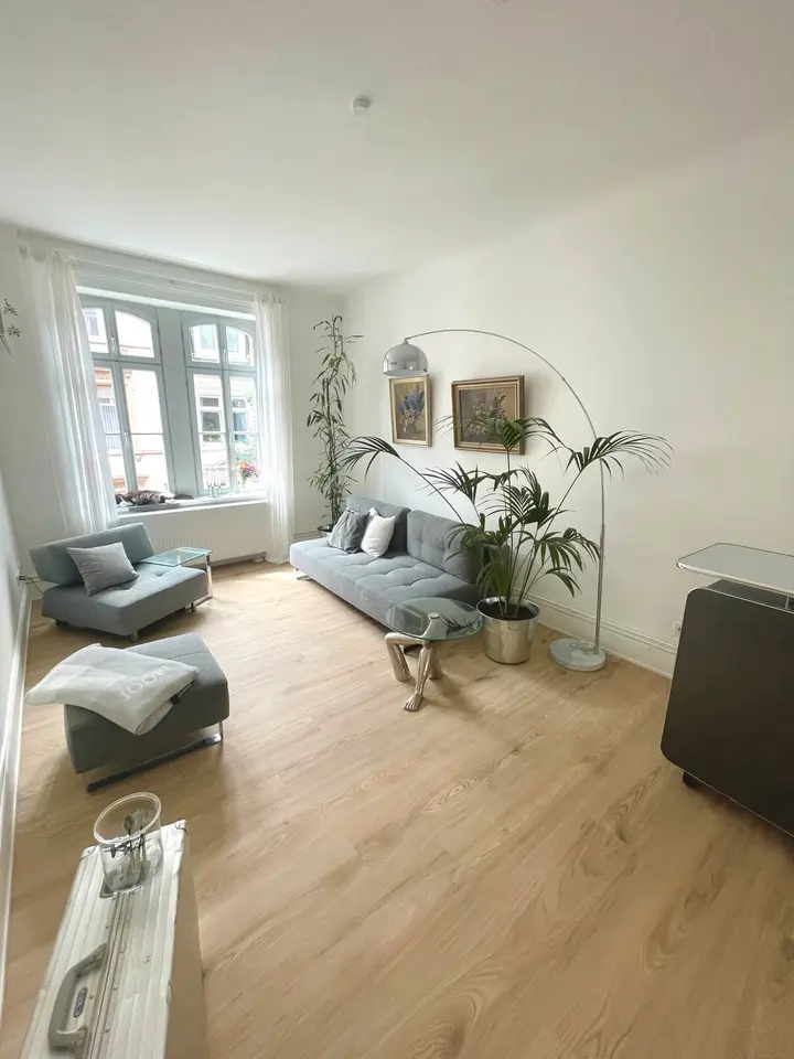 2 Zimmer Wohnung mit 83 m² in Wiesbaden – Bild 1