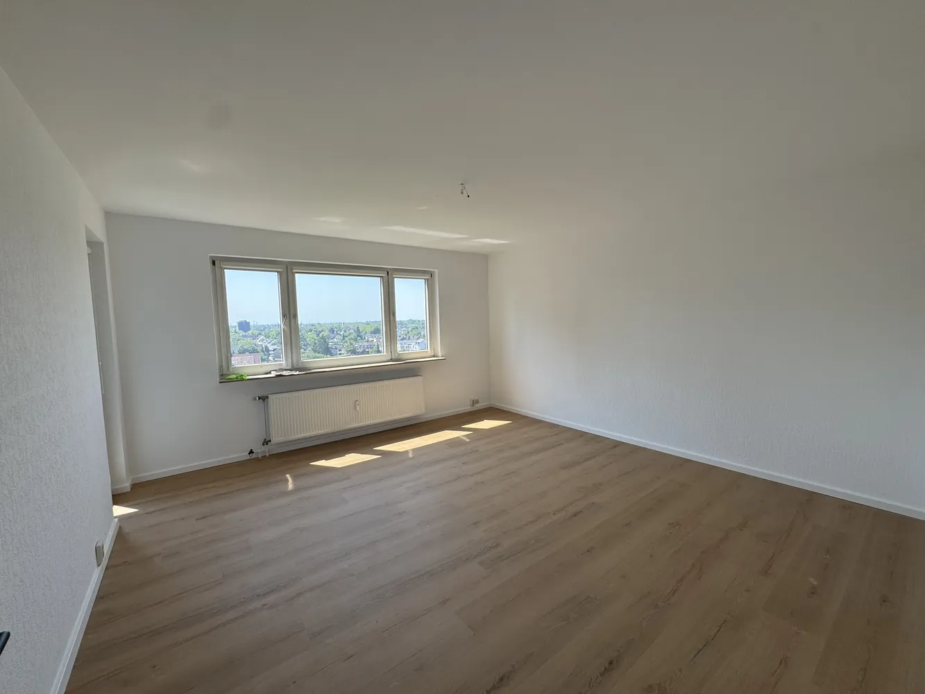 4 Zimmer Wohnung mit 70 m² in Duisburg – Bild 1
