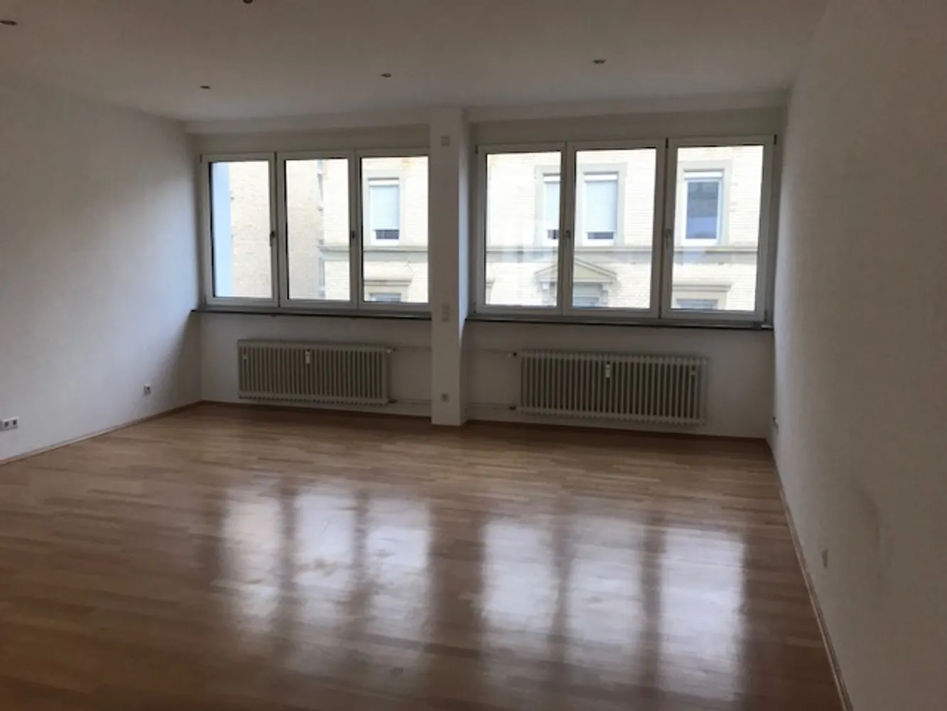 2 Zimmer Wohnung mit 107 m² in Stuttgart – Bild 7