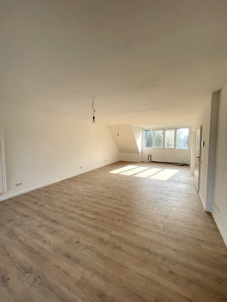2 Zimmer Wohnung mit 95 m² in Frechen – Bild 11