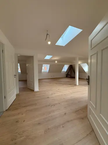 2 Zimmer Wohnung mit 64 m² in München – Bild 1