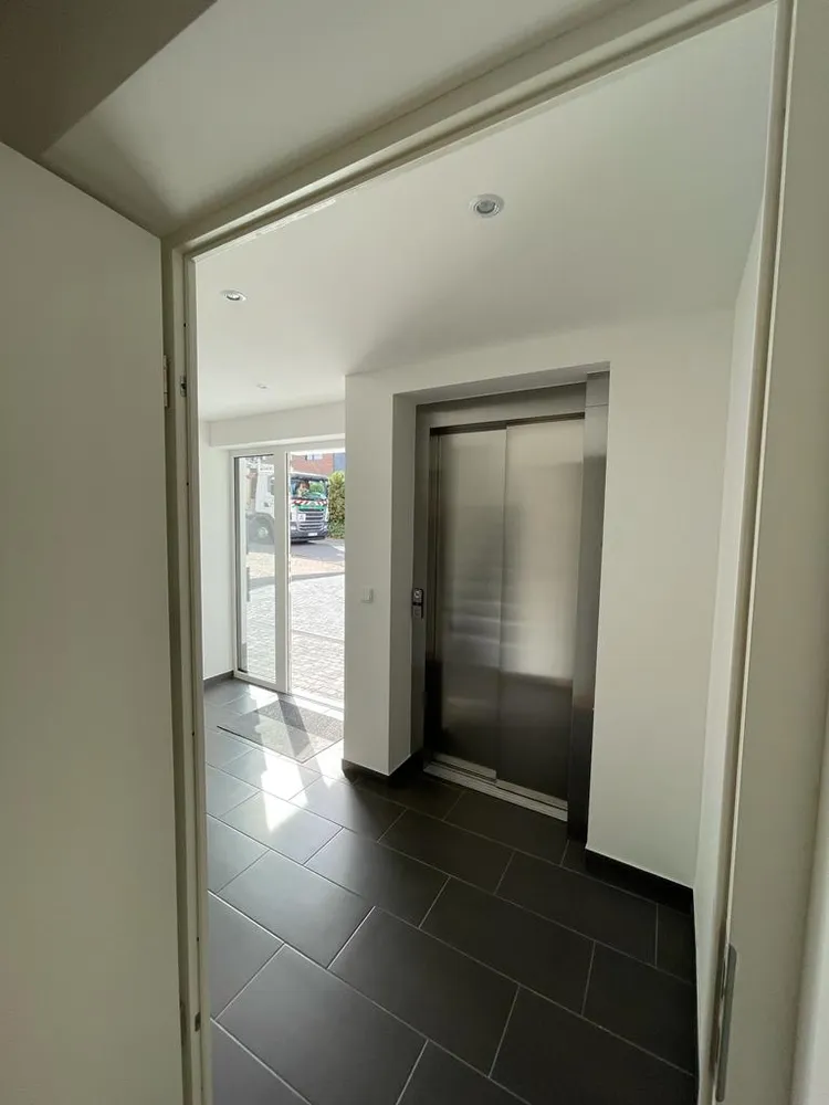 6 Zimmer Wohnung mit 151 m² in Bornheim – Bild 11