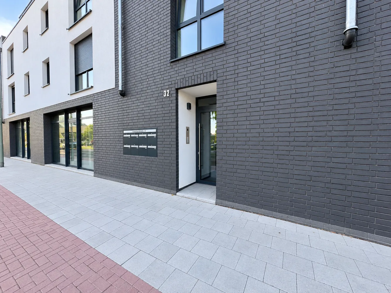 3 Zimmer Wohnung mit 103 m² in Neuss – Bild 2