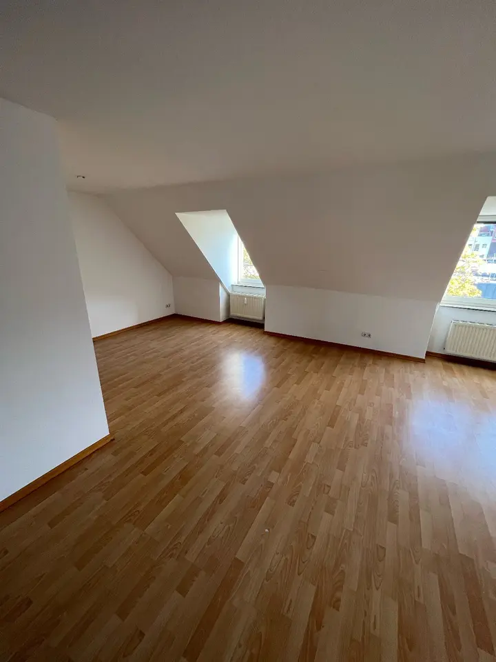 2 Zimmer Wohnung mit 75 m² in Kiel – Bild 3