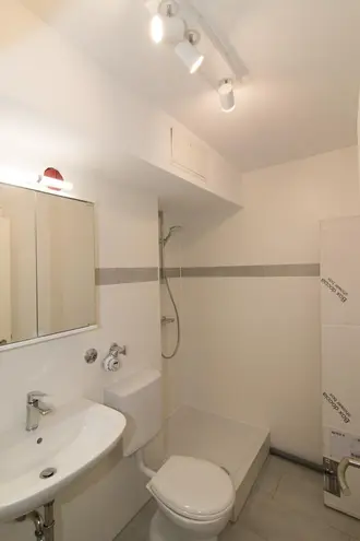 1 Zimmer Wohnung mit 60 m² in Berlin – Bild 8
