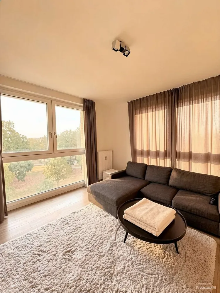 3 Zimmer Wohnung mit 84 m² in Berlin – Bild 2