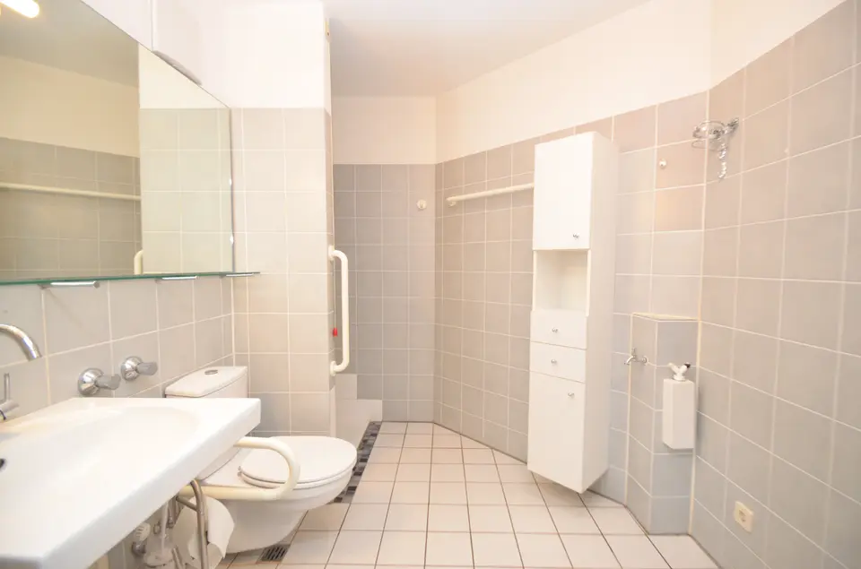 2 Zimmer Wohnung mit 65 m² in Brühl – Bild 5