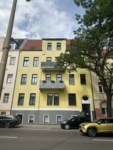 3 Zimmer Wohnung mit 115 m² in Halle (Saale) – Bild 1