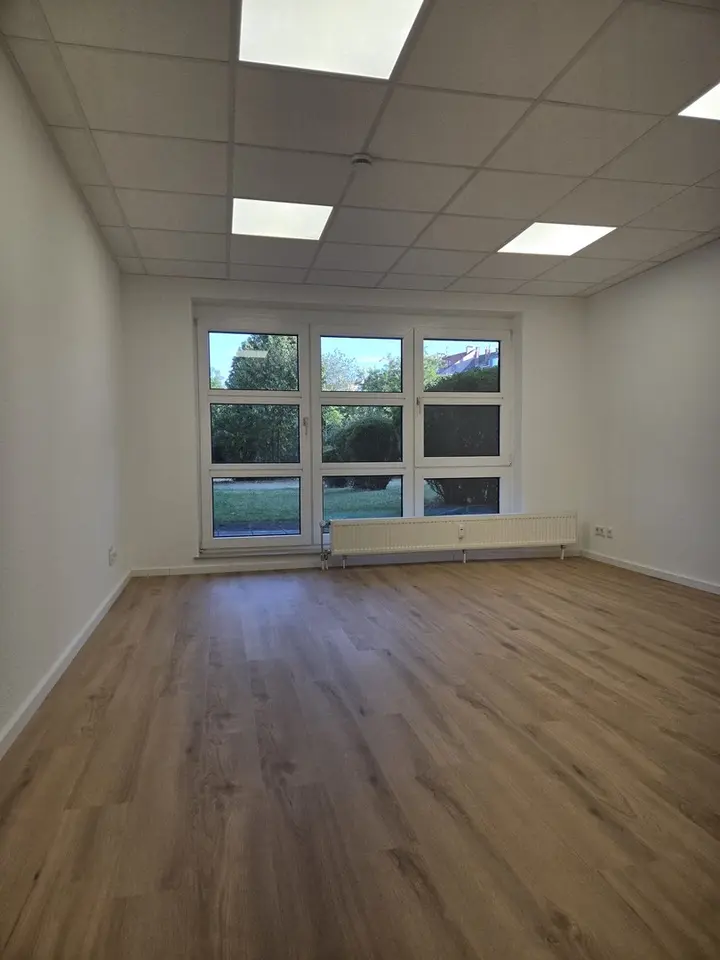 4 Zimmer Wohnung mit 114 m² in Düsseldorf – Bild 2
