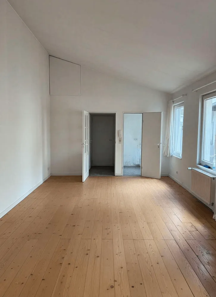 2 room apartment with 51 m² in Düsseldorf – Photo 2