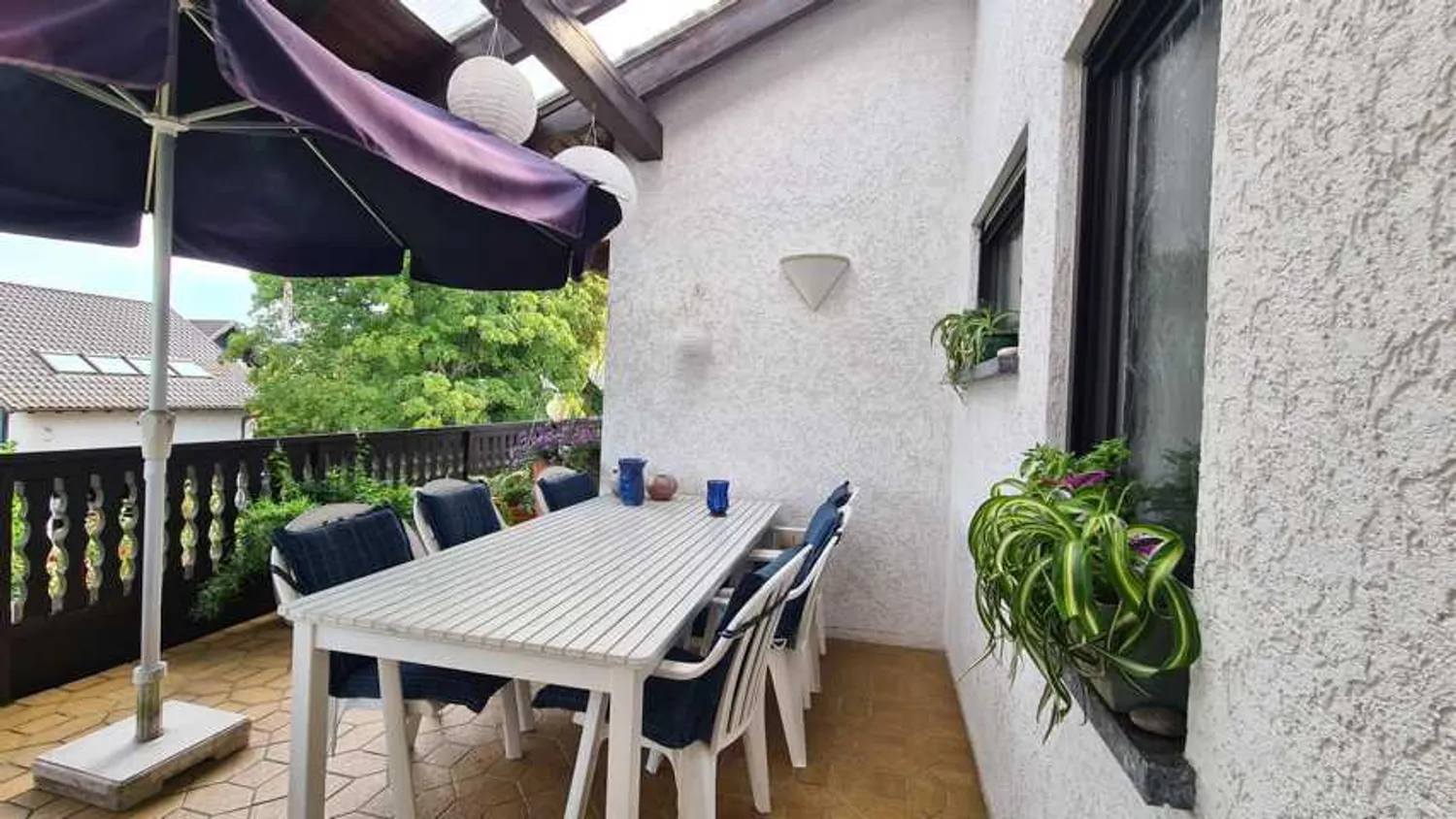 6 Zimmer Wohnung mit 170 m² in Homburg – Bild 9