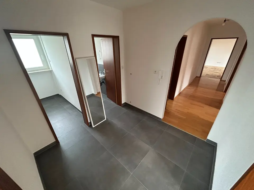 4 Zimmer Wohnung mit 110 m² in Miltenberg – Bild 4
