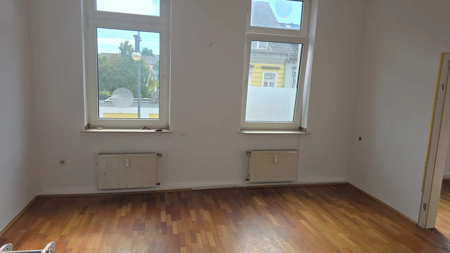 2 Zimmer Wohnung mit 64 m² in Krefeld – Bild 1