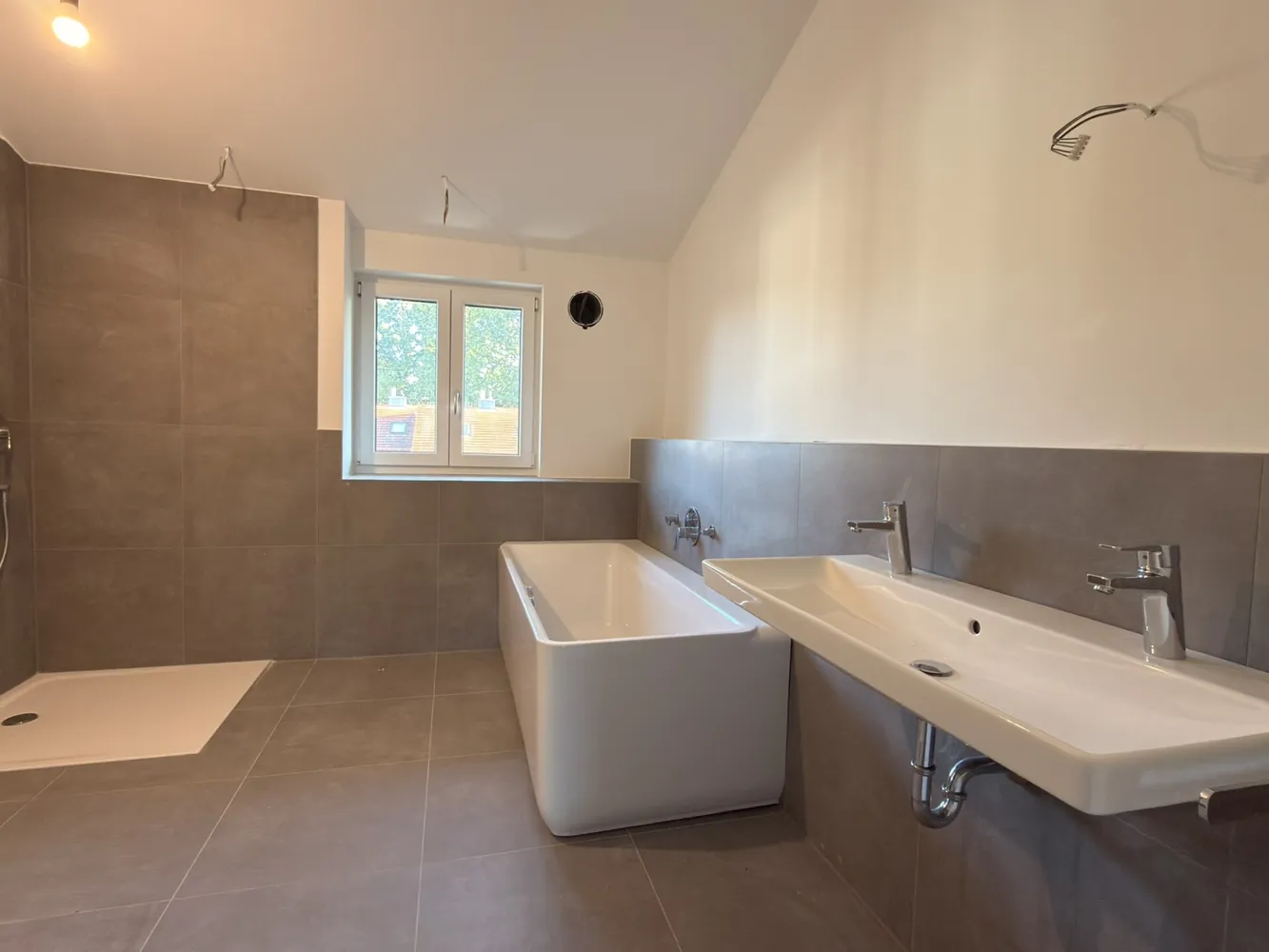 4 Zimmer Wohnung mit 137 m² in Rosenheim – Bild 2