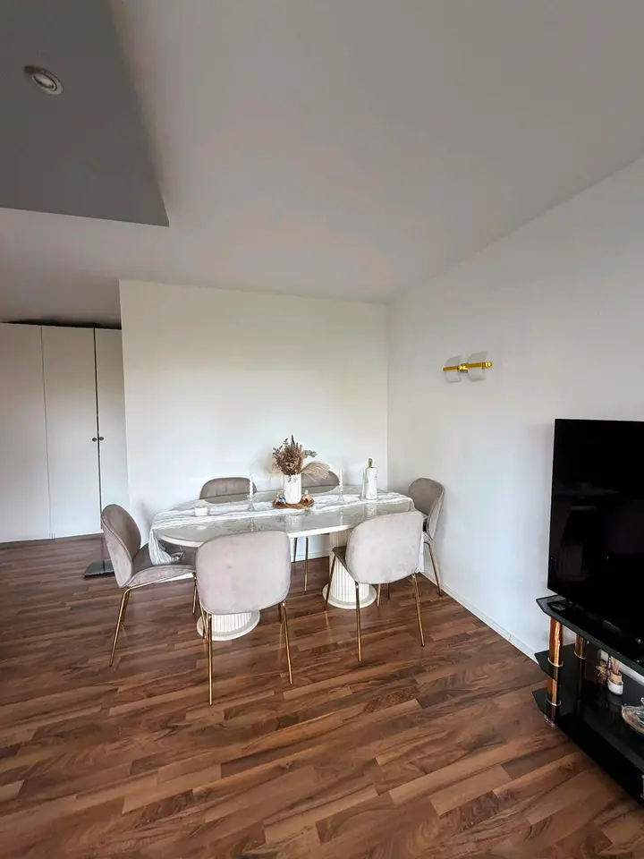 2 Zimmer Wohnung mit 59 m² in Bergisch Gladbach – Bild 4