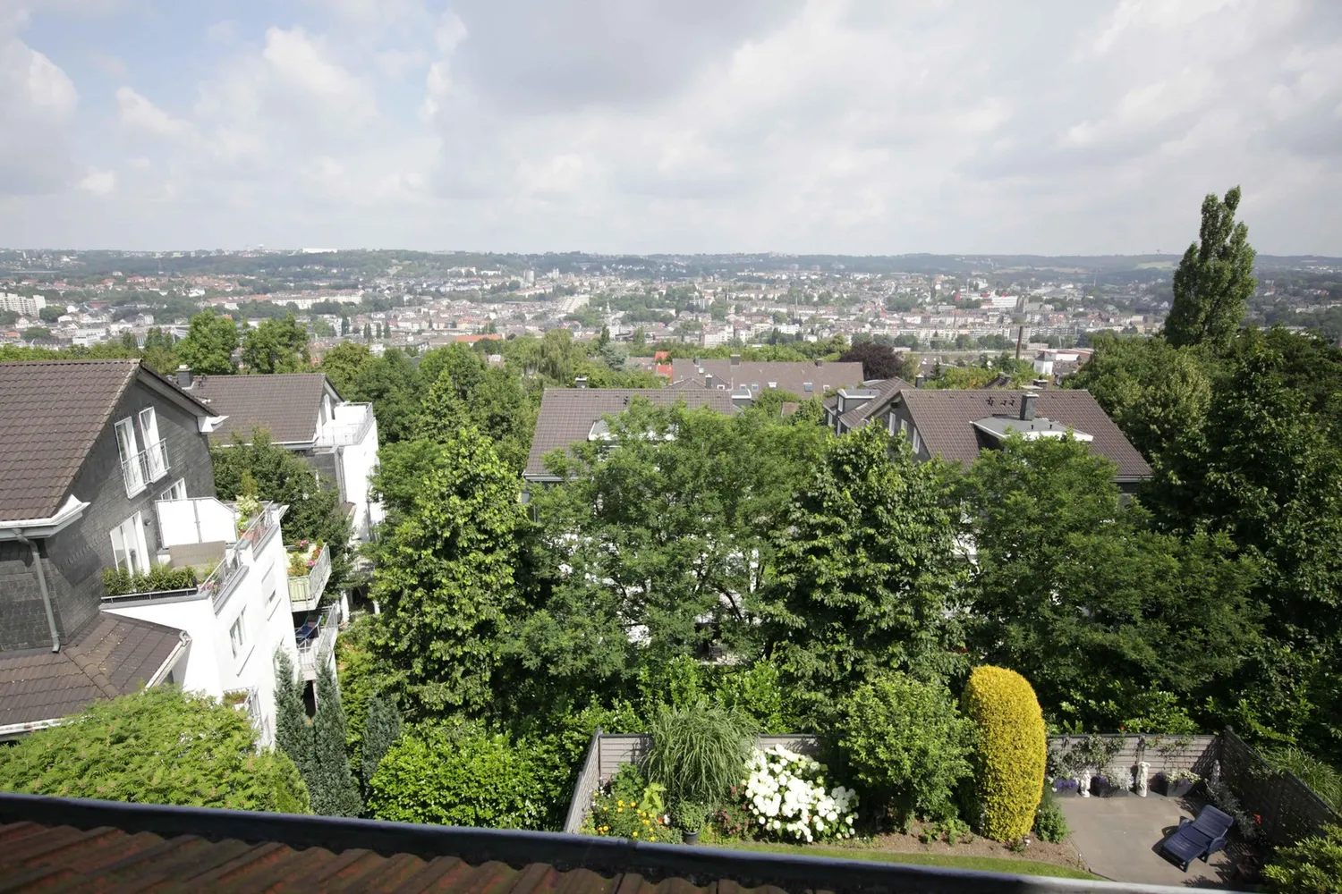3 room apartment with 105 m² in Wuppertal – Photo 1