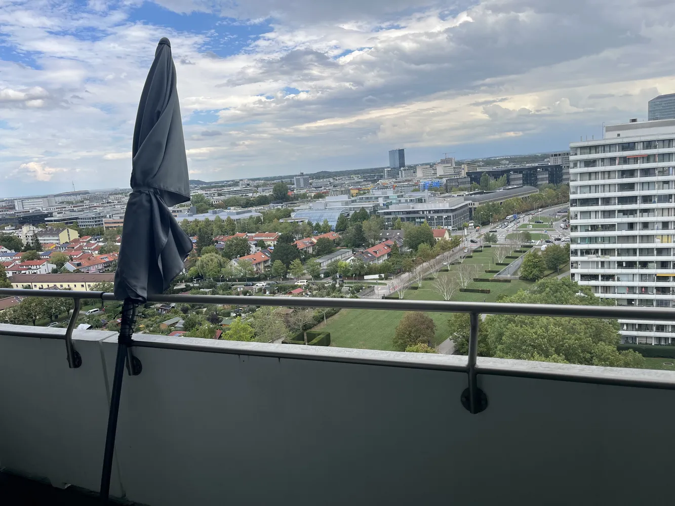 2 Zimmer Wohnung mit 56 m² in München – Bild 2