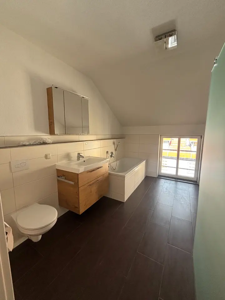 3 Zimmer Wohnung mit 80 m² in Meiningen – Bild 4