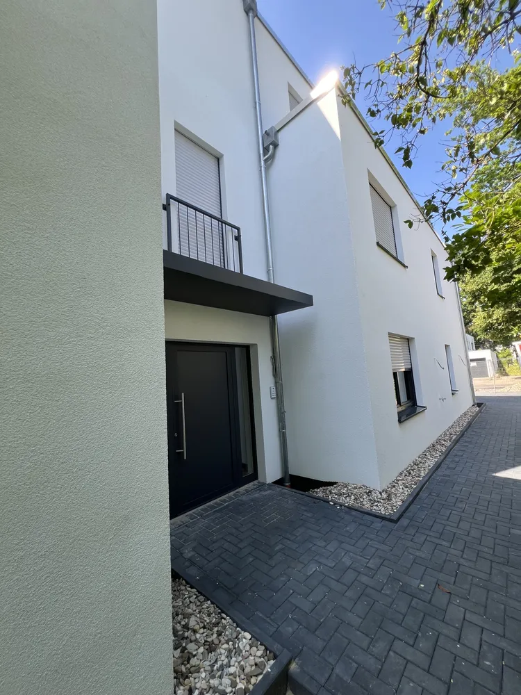 4 Zimmer Wohnung mit 163 m² in Hannover – Bild 2