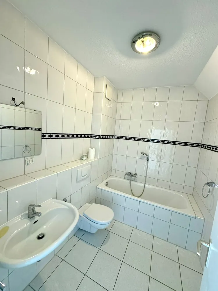 2 Zimmer Wohnung mit 67 m² in Wuppertal – Bild 5