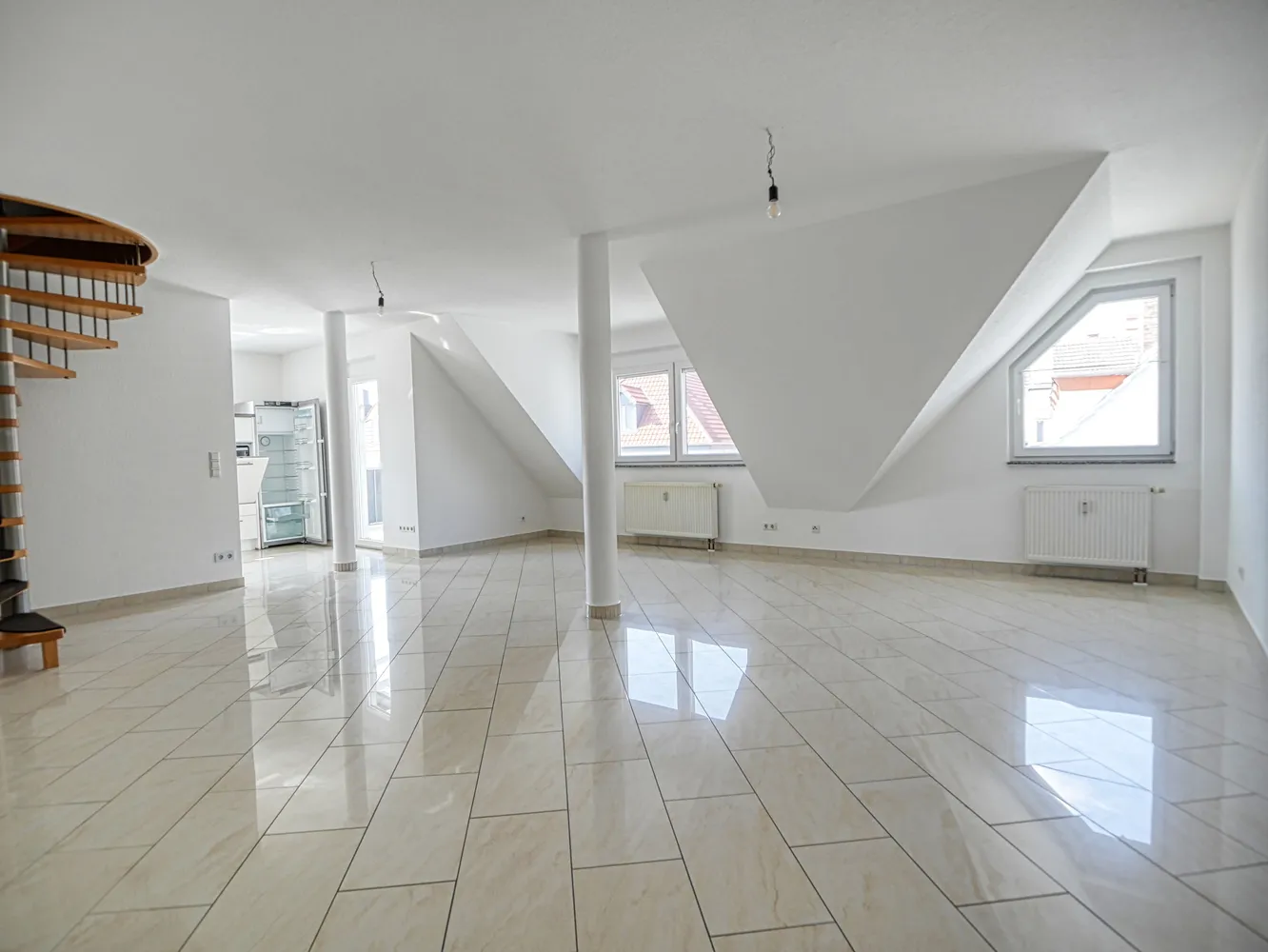 3 Zimmer Wohnung mit 93 m² in Mannheim – Bild 3