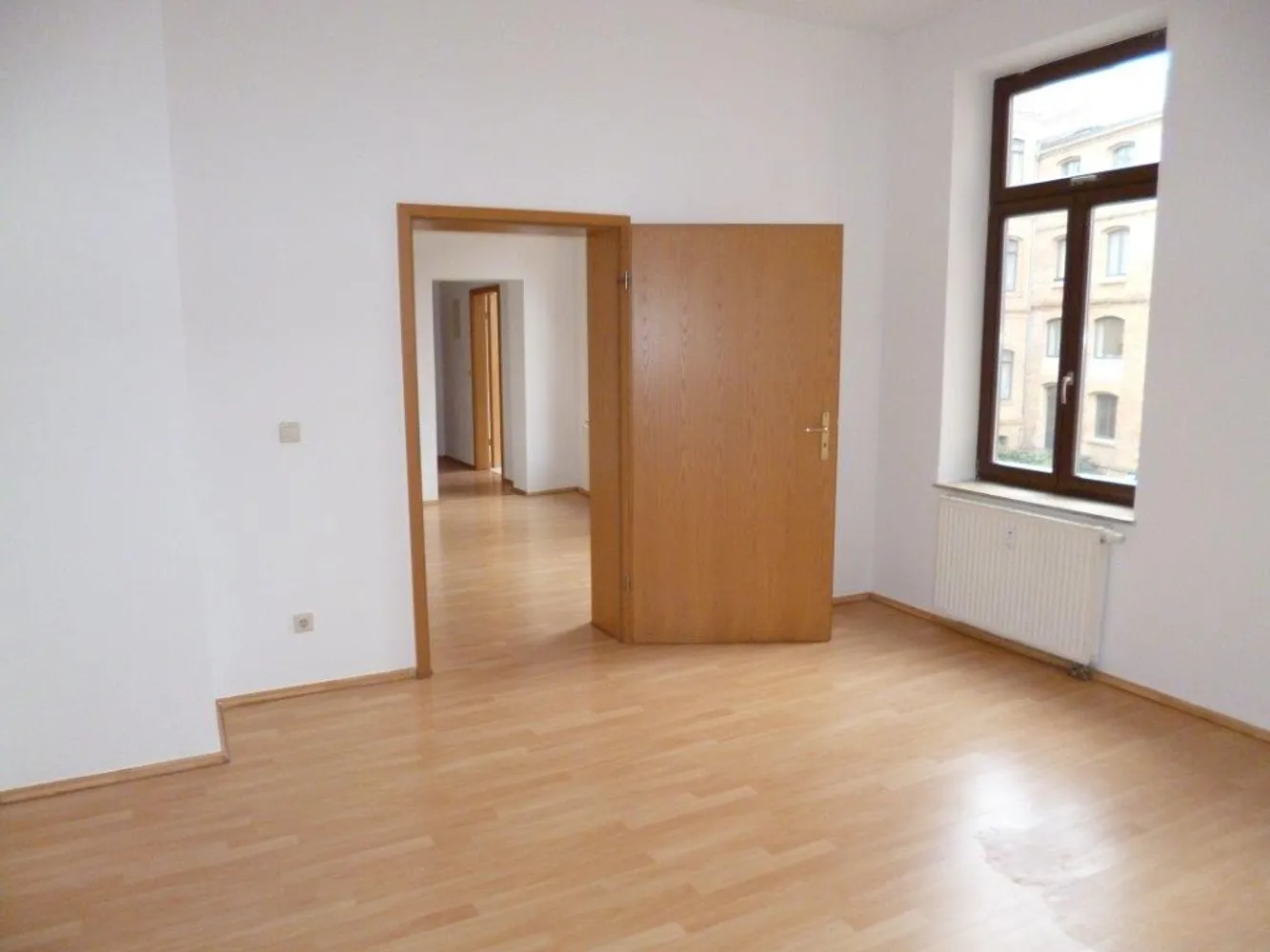 2 Zimmer Wohnung mit 59 m² in Halle (Saale) – Bild 2