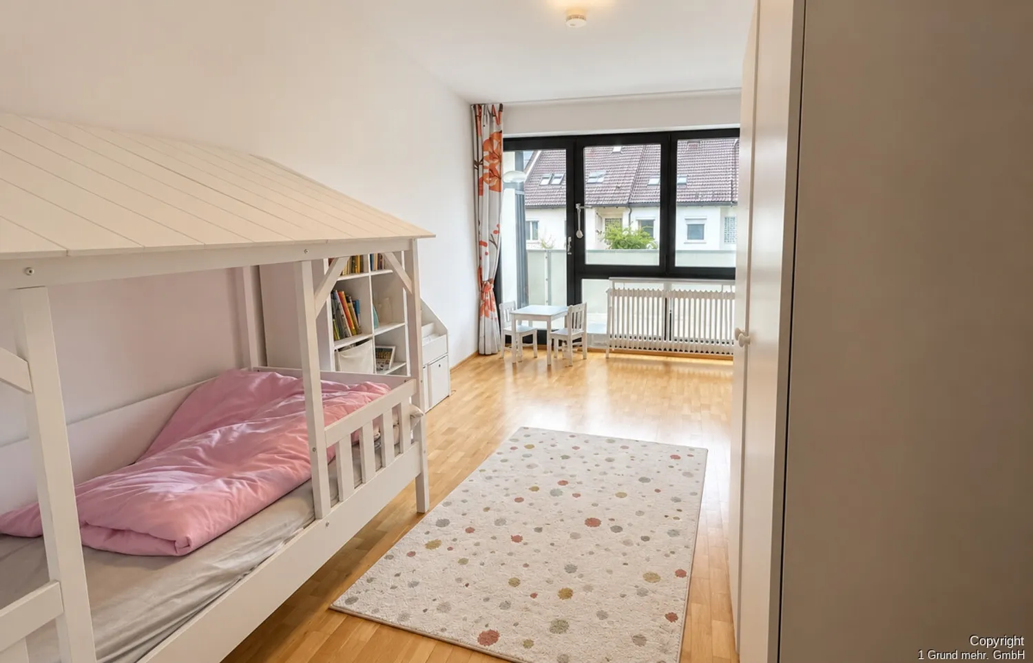 3 Zimmer Wohnung mit 102 m² in München – Bild 3