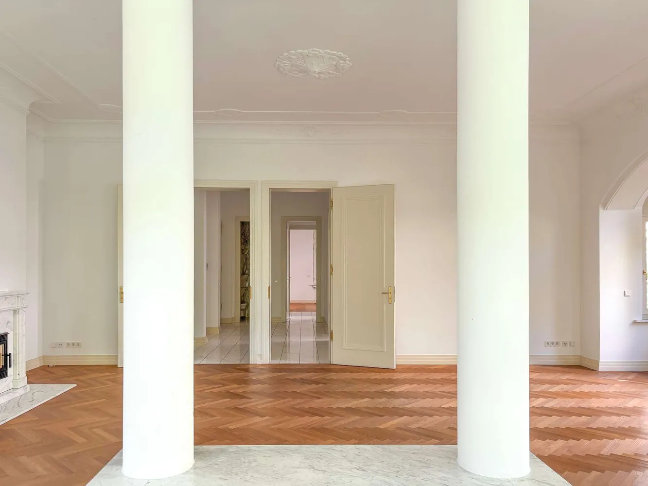 5 Zimmer Wohnung mit 202 m² in Frankfurt am Main – Bild 7