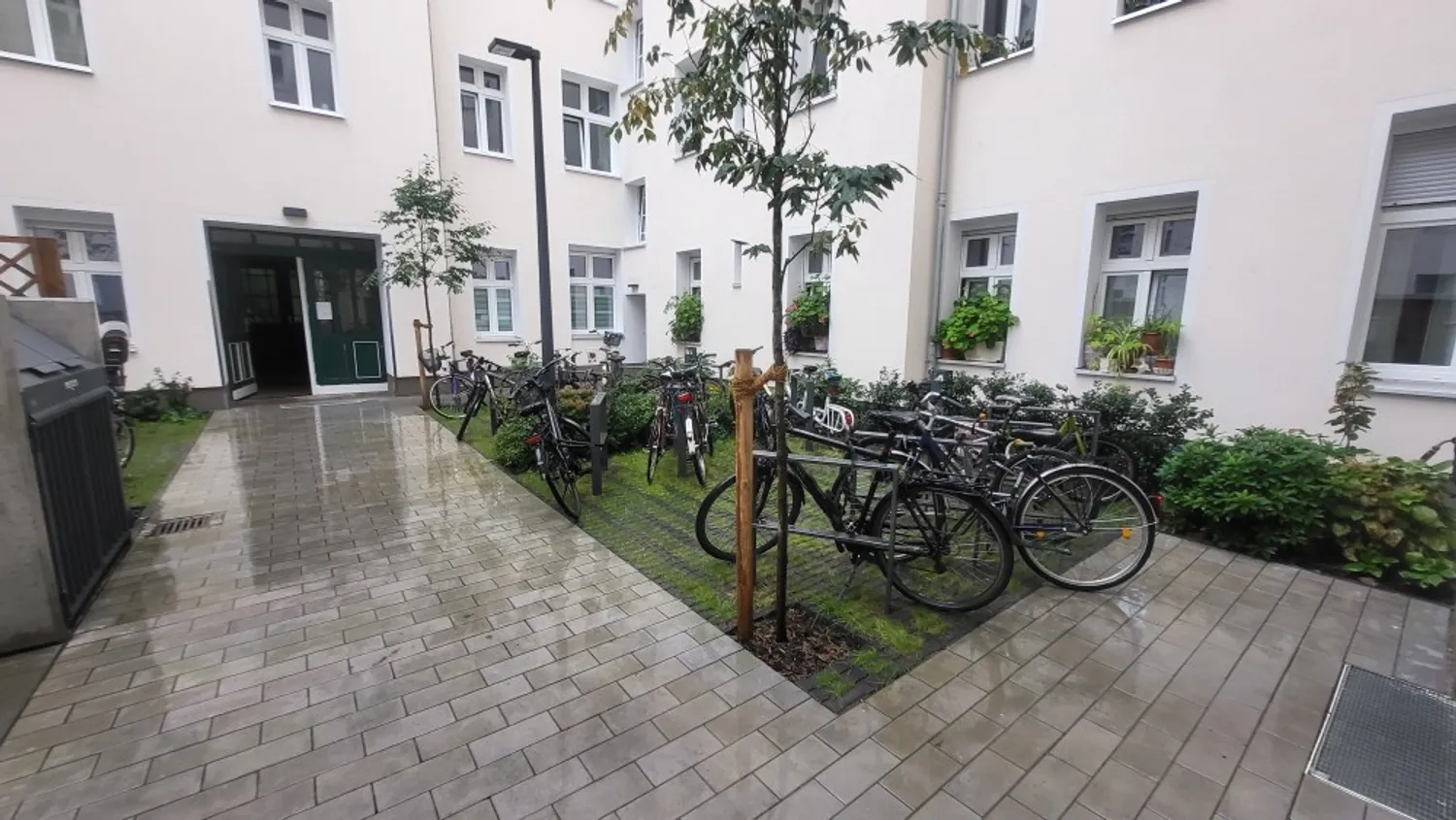 4 Zimmer Wohnung mit 89 m² in Berlin – Bild 2