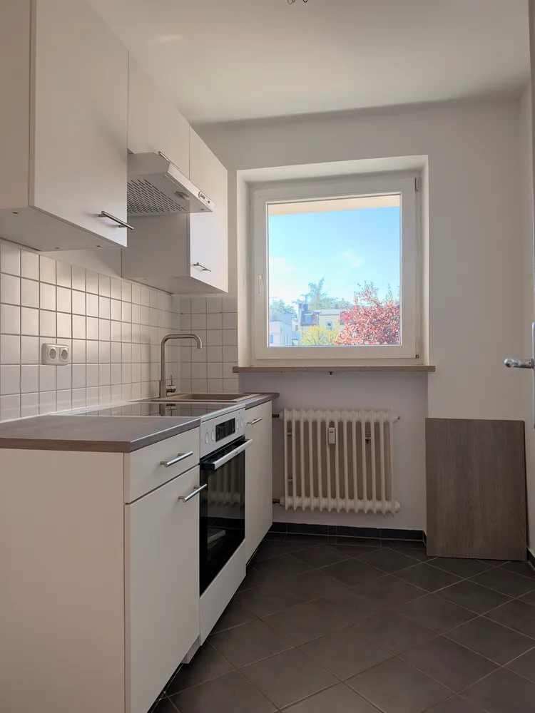 1 room apartment with 30 m² in Munich – Photo 4
