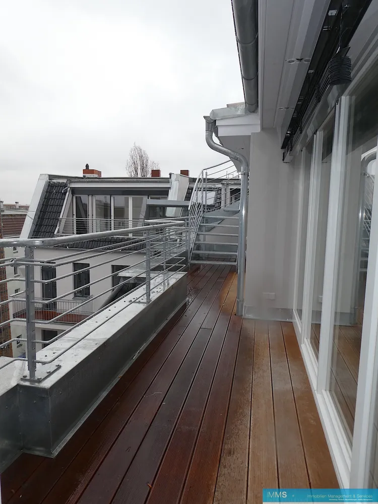 3 room apartment with 165 m² in Berlin – Photo 3