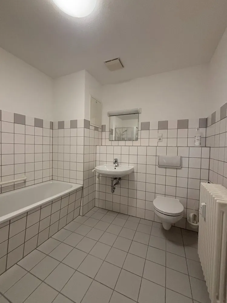 2 Zimmer Wohnung mit 70 m² in Halle (Saale) – Bild 10