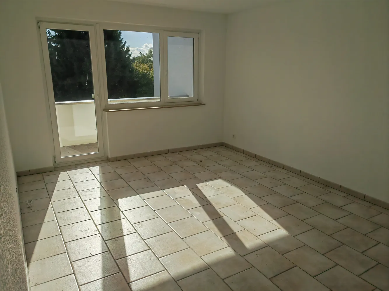 3 Zimmer Wohnung mit 78 m² in Leverkusen – Bild 1