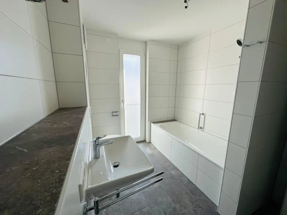 4 Zimmer Wohnung mit 121 m² in Mosbach – Bild 6