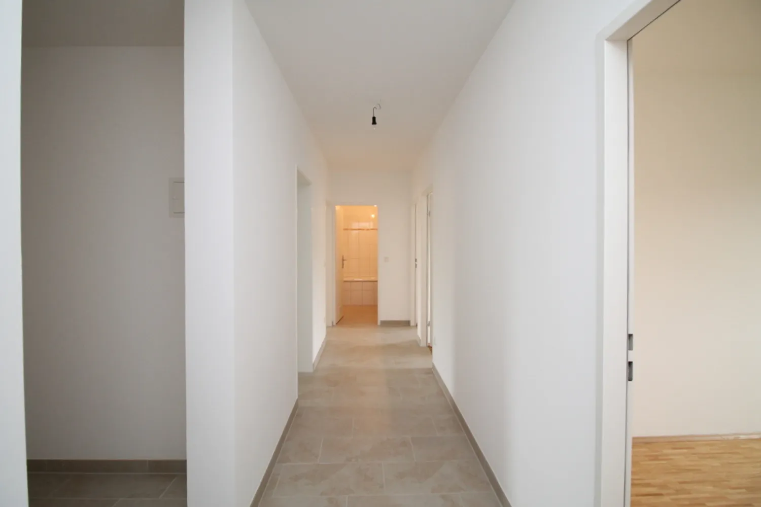 4 Zimmer Wohnung mit 88 m² in München – Bild 11