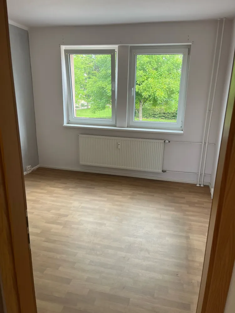 4 Zimmer Wohnung mit 69 m² in Meiningen – Bild 2