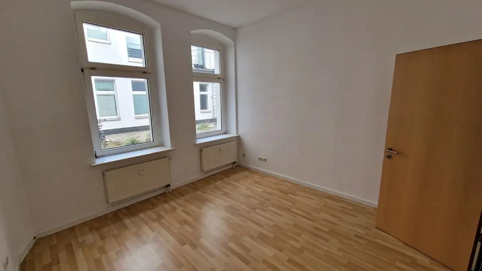 5 Zimmer Wohnung mit 120 m² in Magdeburg – Bild 4