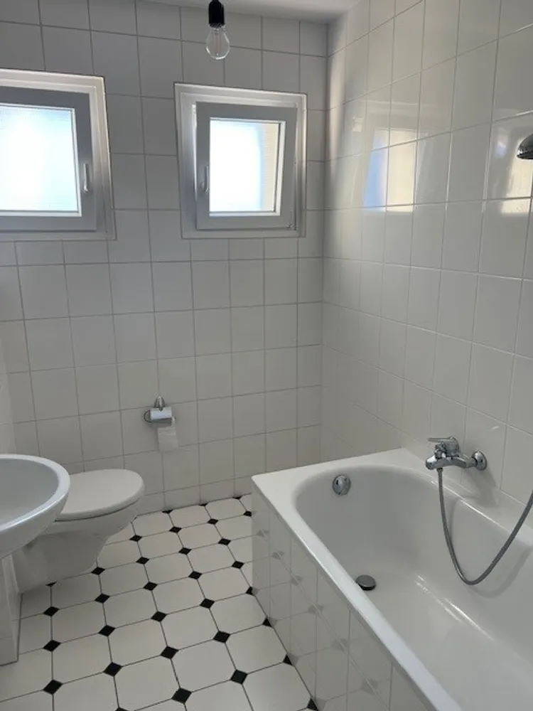 2 Zimmer Wohnung mit 58 m² in Wiesbaden – Bild 4