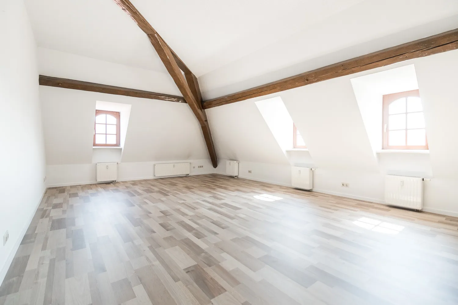 3 Zimmer Wohnung mit 84 m² in Löbau – Bild 3