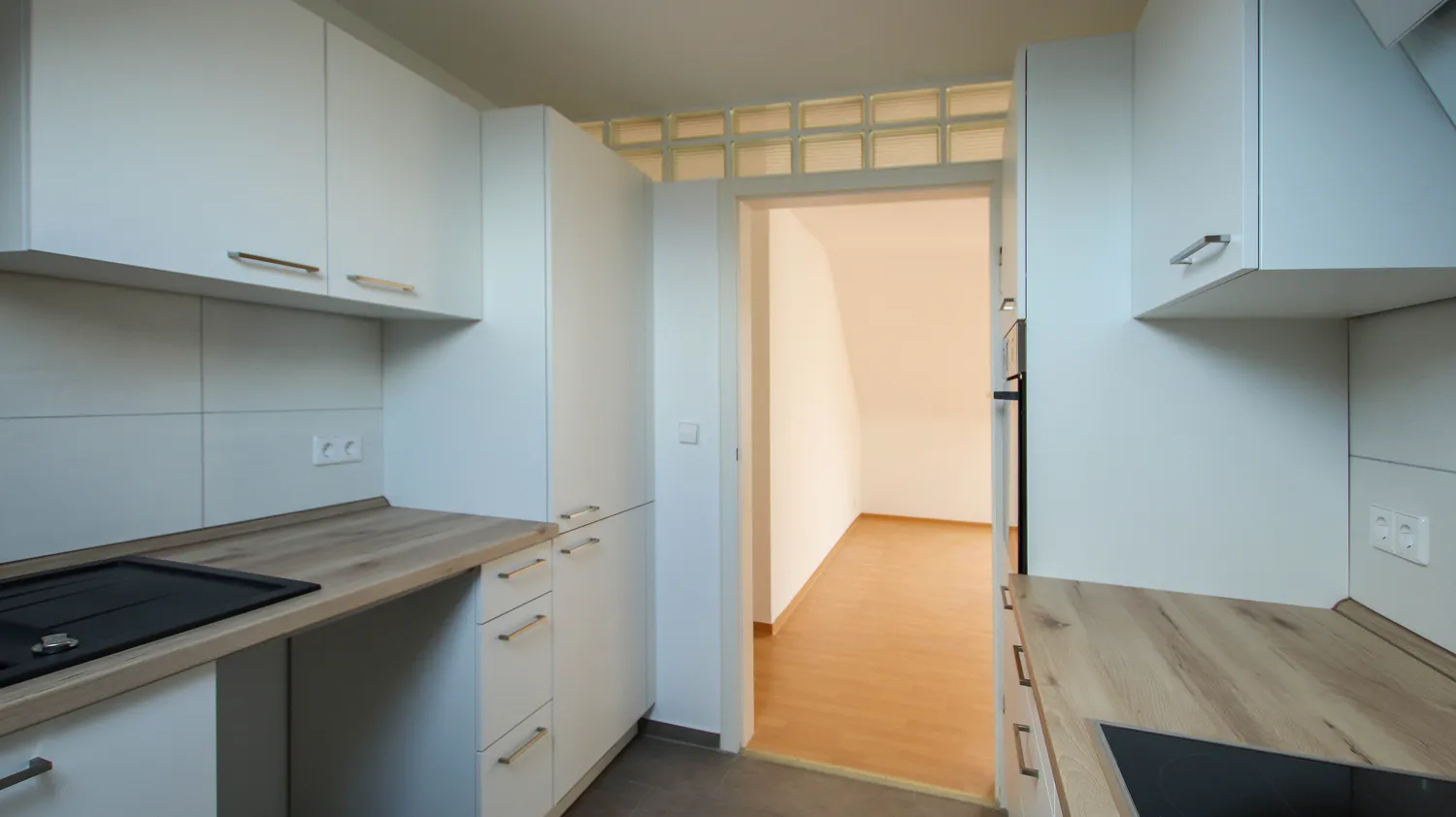 4 Zimmer Wohnung mit 81 m² in Stuttgart – Bild 11