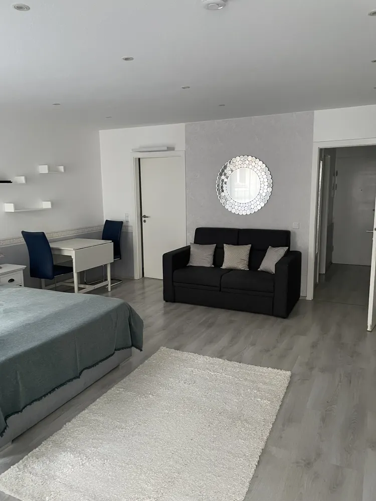 1 room apartment with 37 m² in Düsseldorf – Photo 1