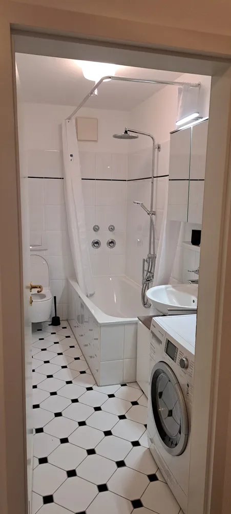 2 Zimmer Wohnung mit 49 m² in München – Bild 1